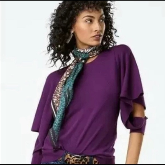 CAbi | Peek Pullover Top - Picture 1 of 6